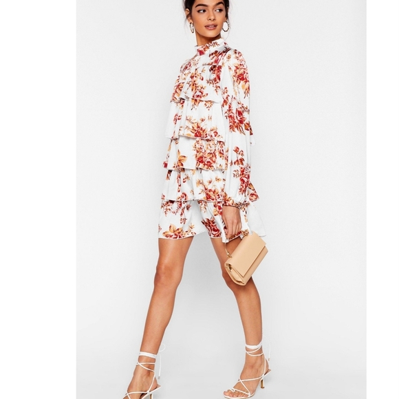 Nasty Gal Size 6 Floral High Neck Tiered Mini Dress - Picture 3 of 11